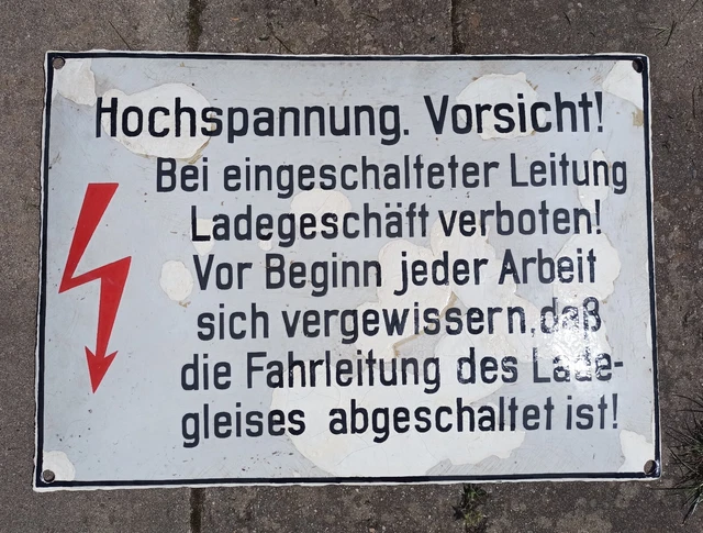 LEMAX Warnschild Hochspannung – Selbstklebend, 52x26 Mm, 10 Stück Pro Bogen