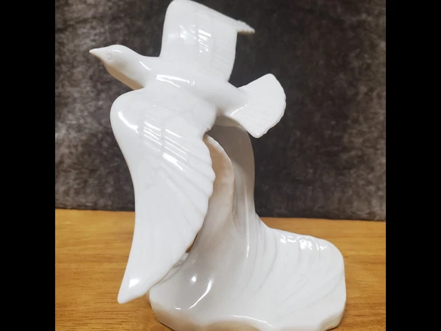 Dwight Morris Kingwood Ceramic White Bird 6.25 in. 