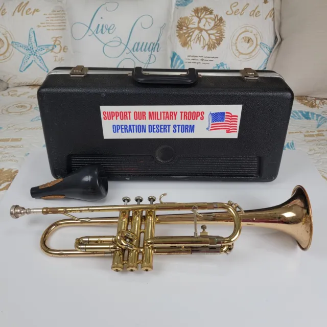 Selmer Bundy Vincent Bach Trumpet in Hard Case with 7C Mouthpiece