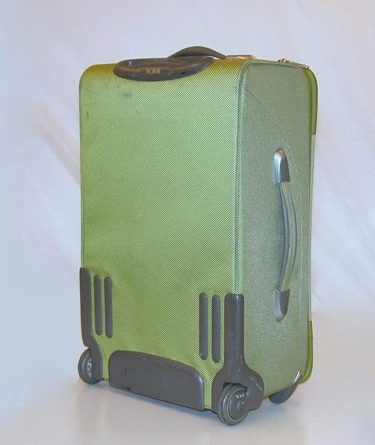 TUMI Alpha Gen. 4 Continental 21" 2 Wheeled Carry-On ~ 22002 Lemon-Green - GREAT 3