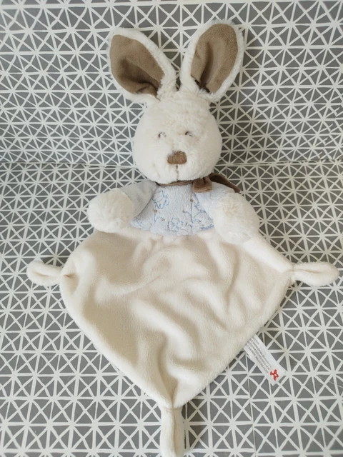 Doudou lapin plat blanc bleu fleurs papillons bandana marron Simba Nicotoy