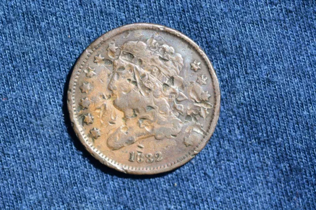 US Coins - 1832 Classic Head Half Cent