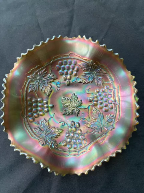 Vintage Northwood Green/Brown Iridescent Ruffled Carnival Bowl 'leaves & grapes'