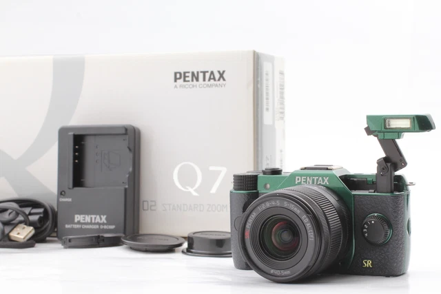 [MINT] PENTAX Q7 Green w/ lens 02 5-15mm F/2.8-4.5 Mirrorless Camera From JAPAN