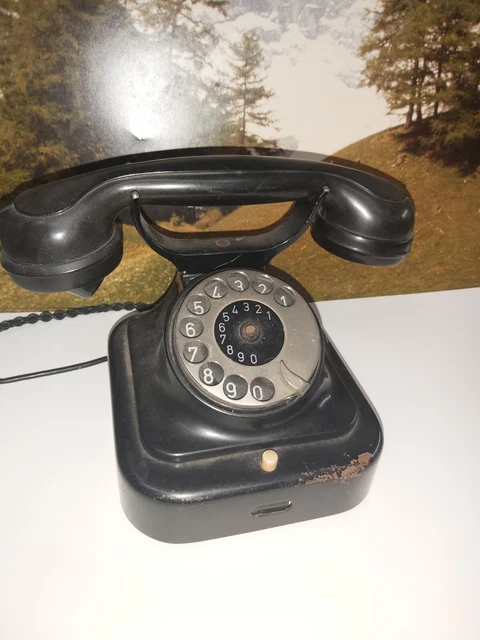 old SIMENS phone with metal dial and case
