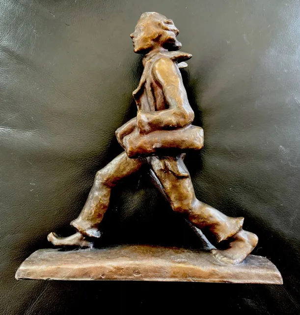 Tolle Alte Bronze Figur - eilender  Hirte Wandersmann signiert E.Beyer (Triberg)