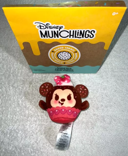 Disney Munchlings Baked Treats Minnie Mouse Wild Strawberry Scented Plush *New*