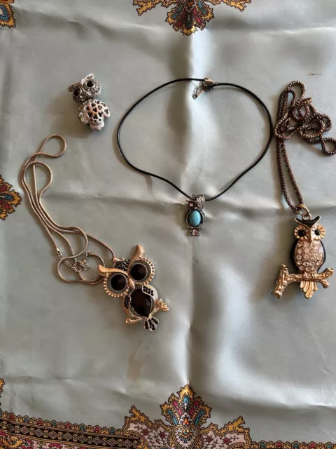 Vintage Bulk Lot Sale of Jewellery Owl Pendant Necklaces x 4