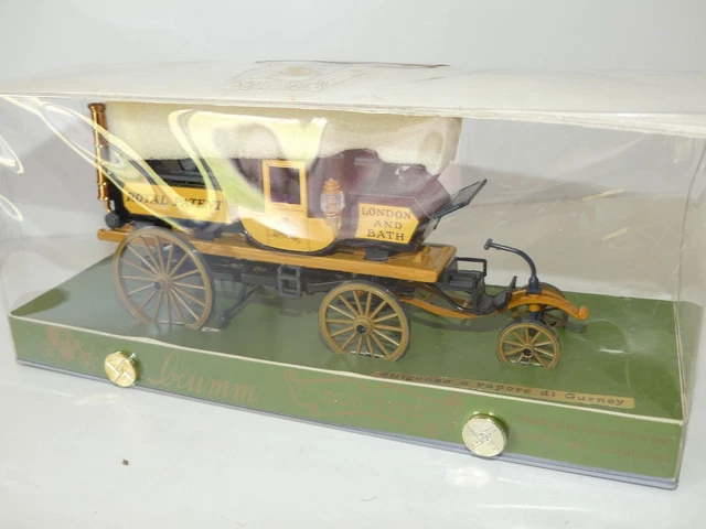 BRUMM HISTORICAL H12 Echelle 1/43 | CARROZZA COACH VIS A VIS 1850 GREEN