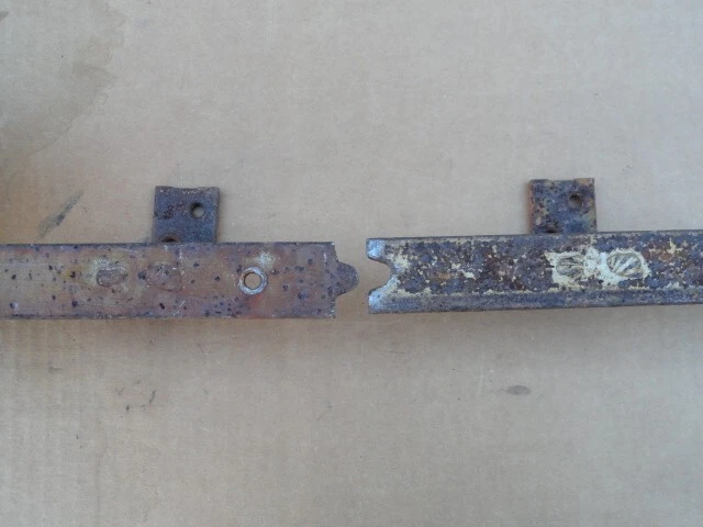 Vntg Barn Door Track for Sliding Door Rollers Hangers Two 4' Sections 8' Total
