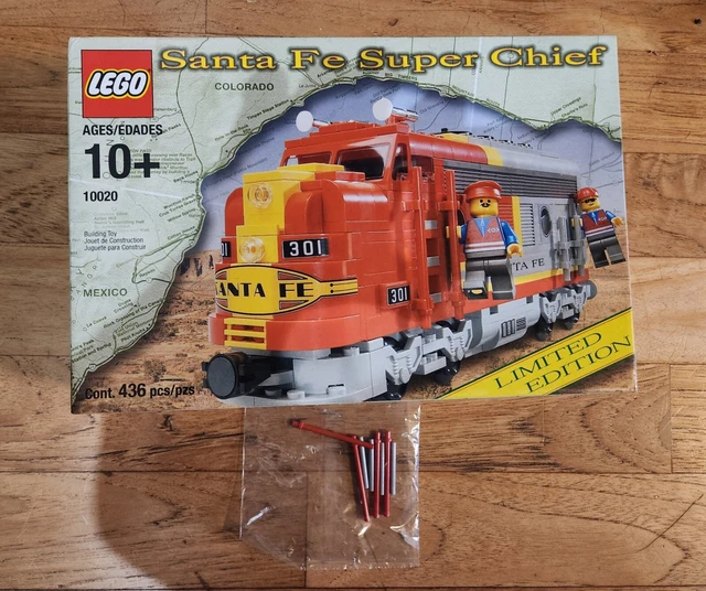 LEGO 10020 SANTA Fe Super Chief in 2002 Trains 9V From Japan
