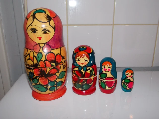 Lot De 8 Poupées Russes Matriochka – Peintes à La Main – Diverses Séries