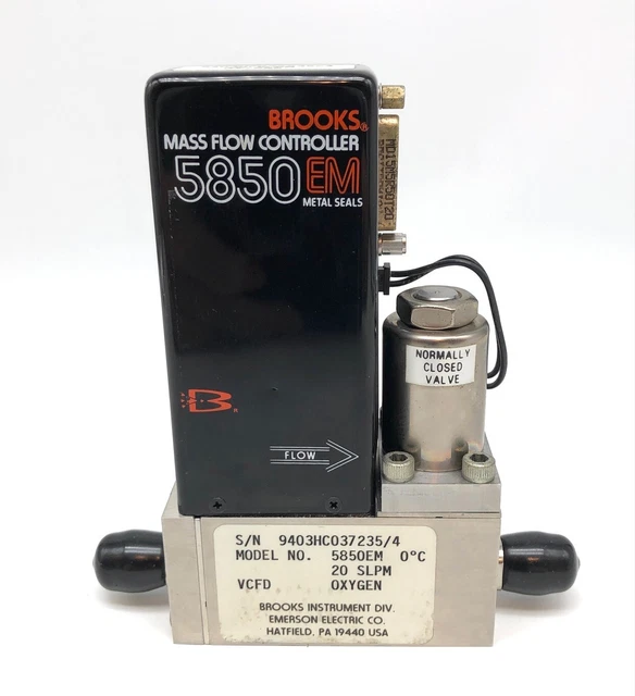 Brooks Instrument 5850EM Mass Flow Controller O2 Gas 20 SLPM OXYGEN Brooks Instrument 5850EM Mass Flow Controller O2 Gas 20 SLPM OXYGEN