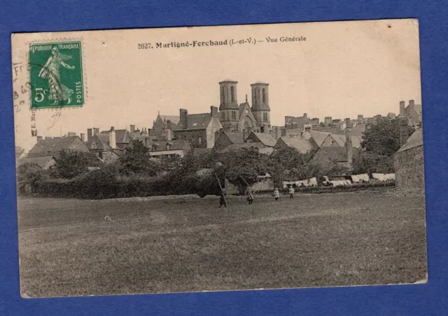 Cf / postcard - CPA / Martigné-Ferchaud -> General view // 35