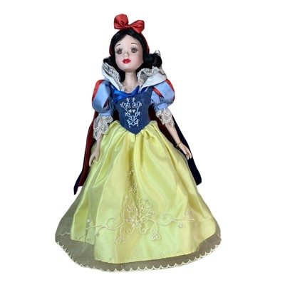 Disney Snow White Porcelain Doll 16" Brass Key Keepsake Princess