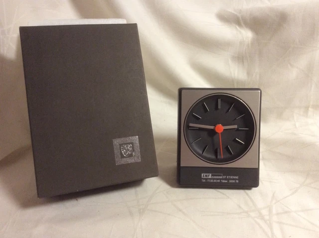 Ancienne Horloge Pendule Publicitaire  SNF. Année 70 neuve