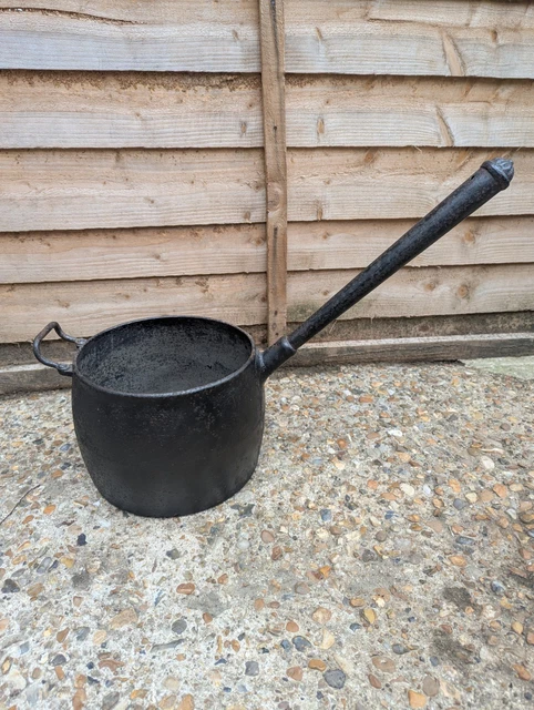 ANTIQUE T HOLCROFT & Sons Antique Cast Iron Long handled cooking pan ...