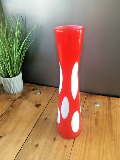 Vintage Retro Pop Art Red White Dot Bubble Spots Funky 70'S Space Age Style Vase 2