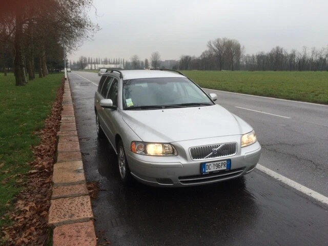 Volvo V70 D5 Awd