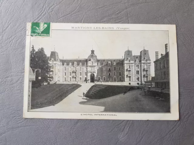 CPA / Carte postale ancienne - MARTIGNY-LES-BAINS - L'hôtel international (88)