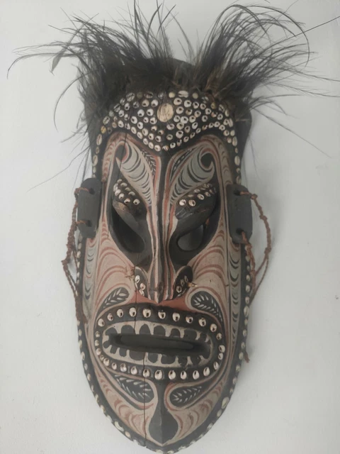 Wooden Tribal Mask. New Caledonia. Masque Tribal En Bois Nouvelle Caledonie