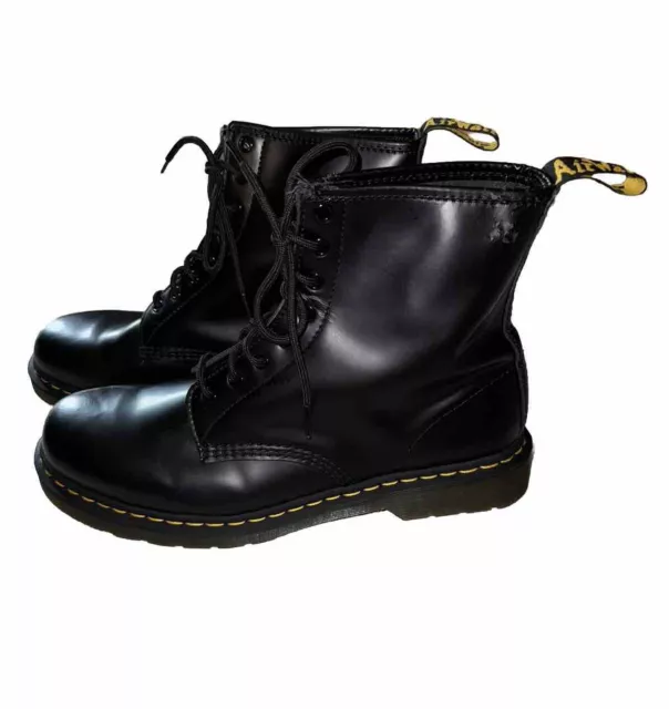 Dr. Doc Martens 11822 Men’s Size 13 Lace Up Casual Smooth Leather Boots Black