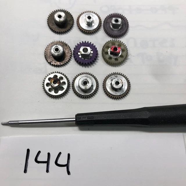 VTG SCALE SLOT Car Plastic Metal Crown Gears Lot replacement