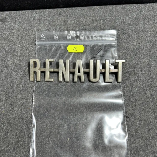 RENAULT ANCIEN sigle emblème logo insigne monogramme hayon coffre en métal alu