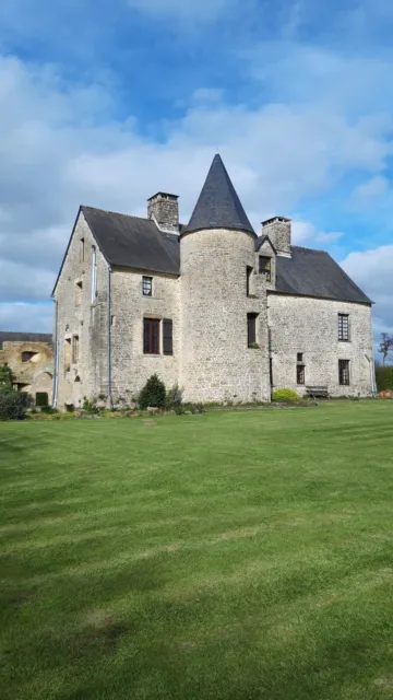 Holiday Home in Historic Normandy Sleeps 12+, ideal for large gatherings