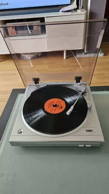 Denon DP-29F Vollautomatischer Plattenspieler Turntable - integr. Vorverstärker