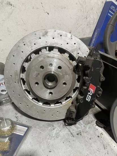 Audi RS3 Bremsanlage vorne Sättel Achsschenkel Bremsscheibe Original RS3 TTRS