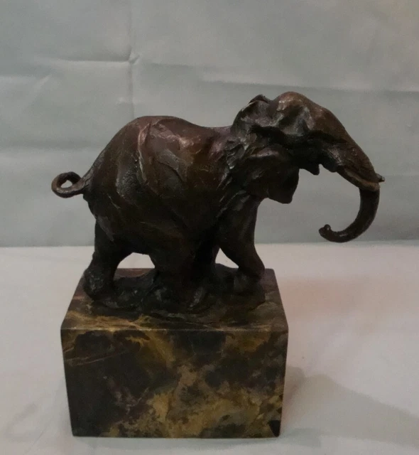 Estatua Elefante Fauna Art Deco Estilo Art Nouveau Estilo Bronce sólido