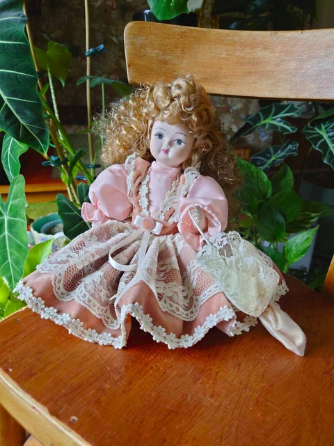 Robe rosé poupée ancienne - France