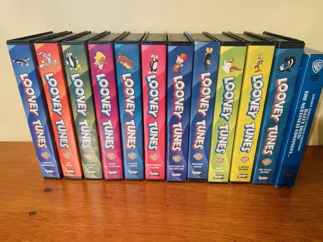 Looney Tunes The Collector's Edition VHS Lot of 12 BUGS BUNNY SYLVESTER TWEETIE