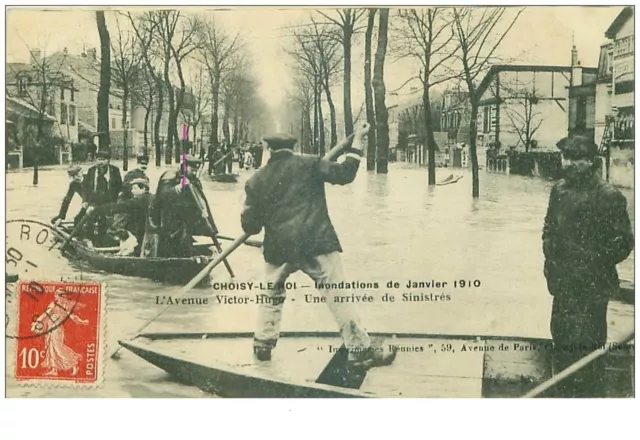 94 . n°37055.choisy le roi.inondations 1910. l avenue victor hugo