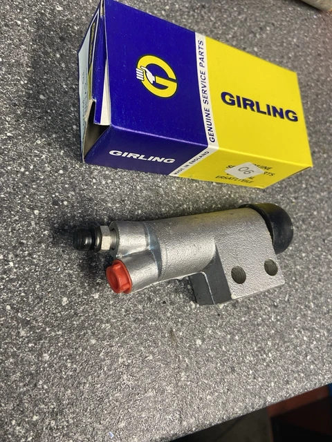 Volvo P1200 &1225 Nos Genuine Girling Clutch Slave Cylinder Volvo P1200 &1225 Nos Genuine Girling Clutch Slave Cylinder