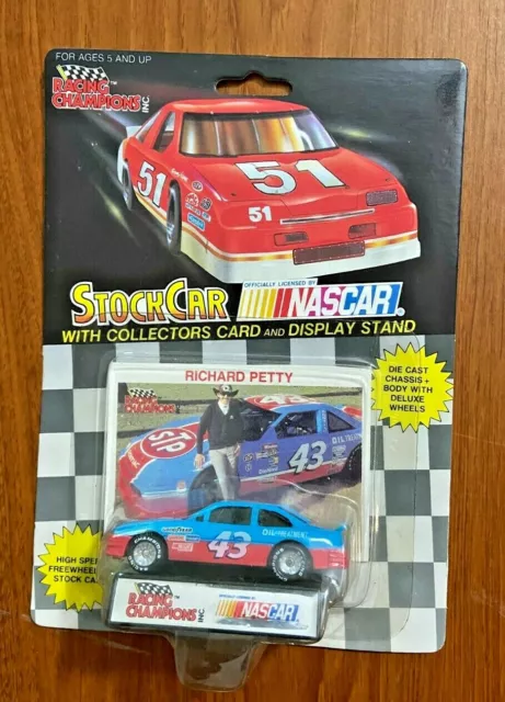 New 1992 Racing Champions 1:43 Diecast NASCAR Richard Petty STP Pontiac #43