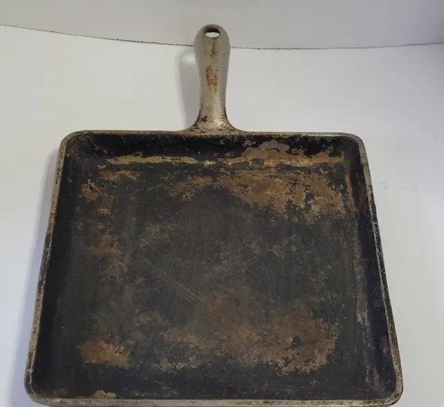 Wagner Ware Sydney O Cast Iron Square Skillet   1103A  9inch By 9 Inch