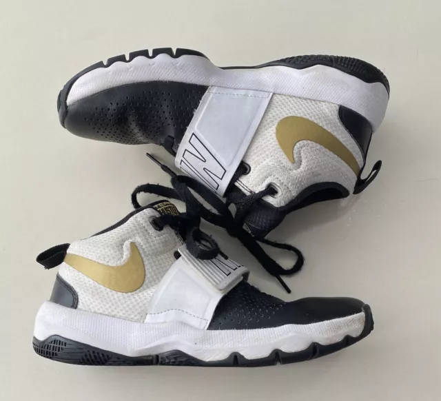 Nike team hustle d8 gold outlet