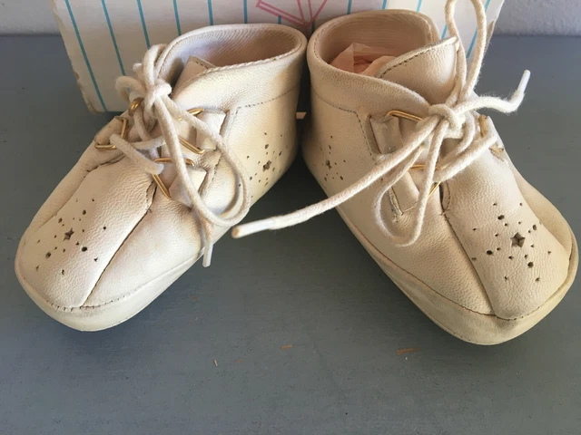 VINTAGE Ancienne PAIRE DE CHAUSSURES bébé en cuir taille 18 2