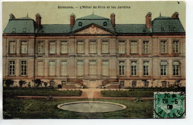 SOISSONS - Aisne - CPA 02 - l' Hotel de ville - carte toilée couleur
