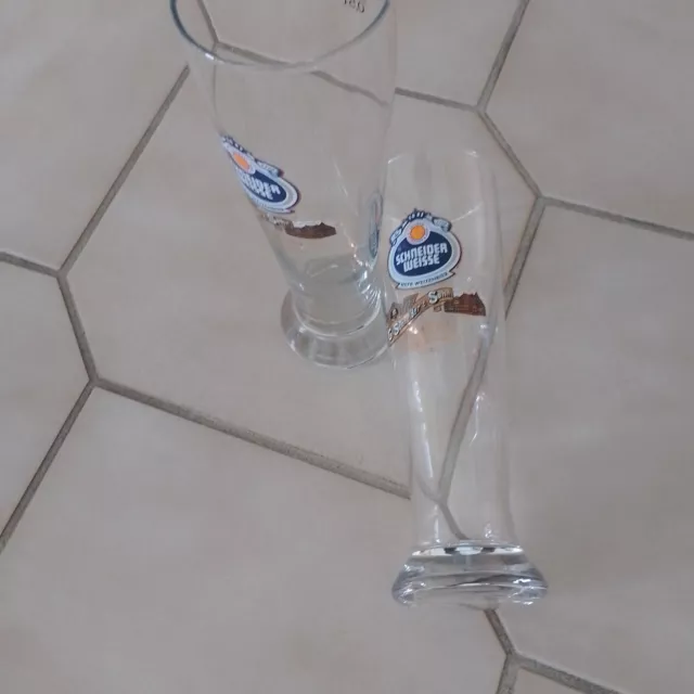 2  Schneider Weisse Weissbiergläser  0,5 Liter