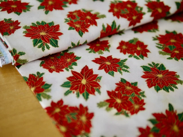 Robert Kaufman Tela Patchwork Holiday Charms, Flor de Pascua, Weihnachtsstoff