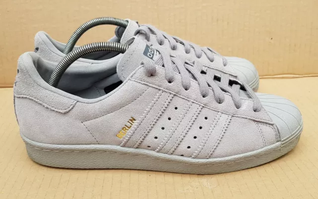 Suede shell sales toe adidas