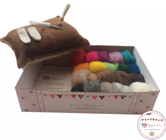 Heidifeathers® ECO Needle Felting Kit 'Carded Sliver Wool' - With 100% Wool Mat