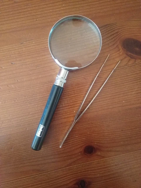 Lente di ingrandimento  Lebez   6,5 cm nuova, + pinzetta per filatelia