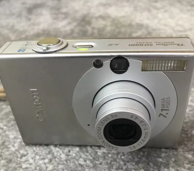 Canon PowerShot SD1000 Digital Elph Digital Camera Silver (PC1228)