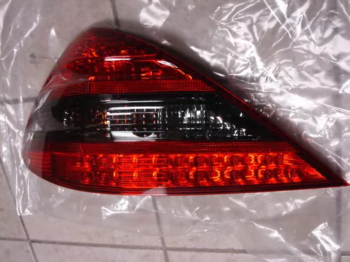 Mercedes-Benz SL Genuine Left Tail Light SL63 SL500 SL550 SL55 AMG NEW 2003+