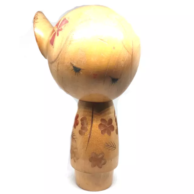 Kokeshi #26 Japanese wood  doll art sculpture carving antique vintage statue