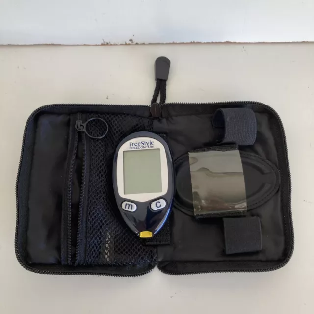 FREESTYLE Freedom Lite Blood Glucose Meter Monitor with Carrying Case ABBOTT